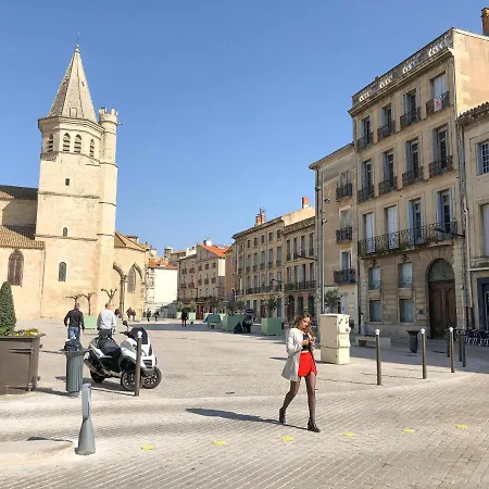 Place De La Mairie, Art Daire Béziers