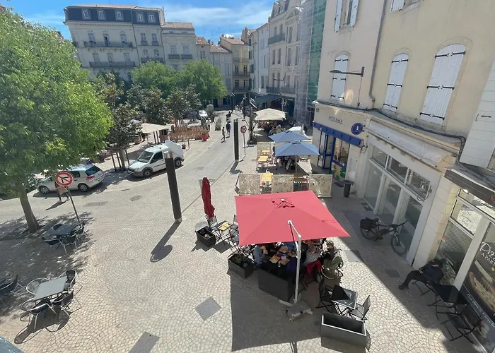 Place De La Mairie, Art * Beziers